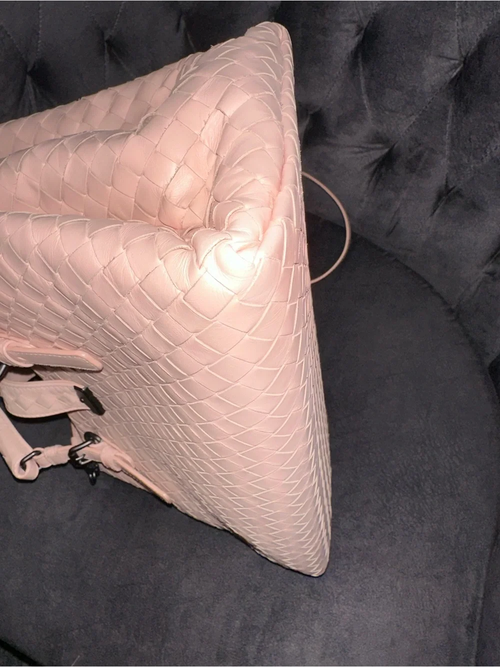 Authentic Bottega Veneta Roma Woven Leather Satchel Handbag in blush pink